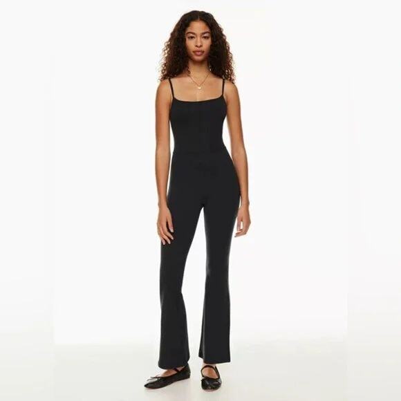 Aritzia Wilfred Free Divinity Kick Flare Stretch Tank Sleeveless Jumpsuit - Picture 2 of 16